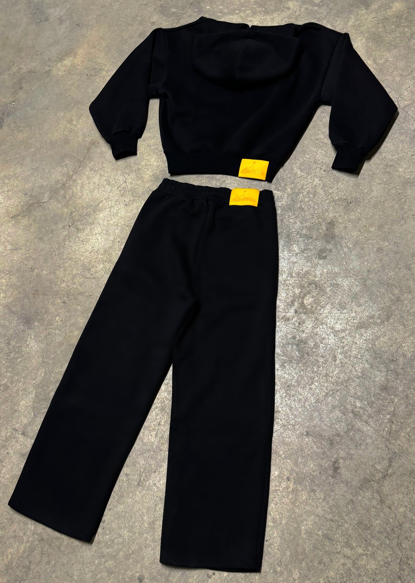 BLACK JOGGER KULTURR V1
